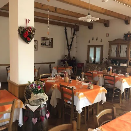 מלון Al Castello Artegna